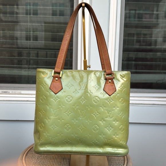 Louis Vuitton Green and Brown Tote - Picture 1 of 10